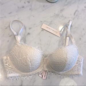 VICTORIAS SECRET Dream Angels Lace Demi Bra NWT White 32C